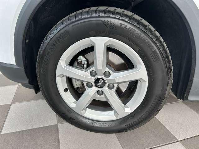 Audi Q2 30 TFSI Business Advanced