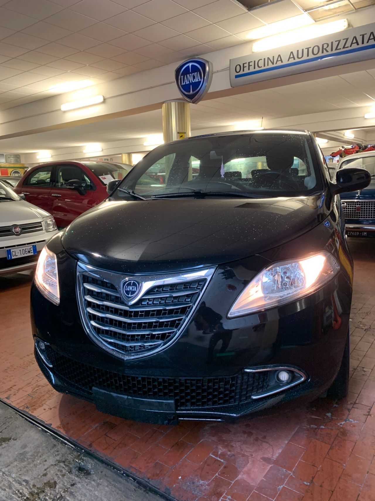 Lancia Ypsilon 1.2 69 CV 5 porte S&amp;S Gold