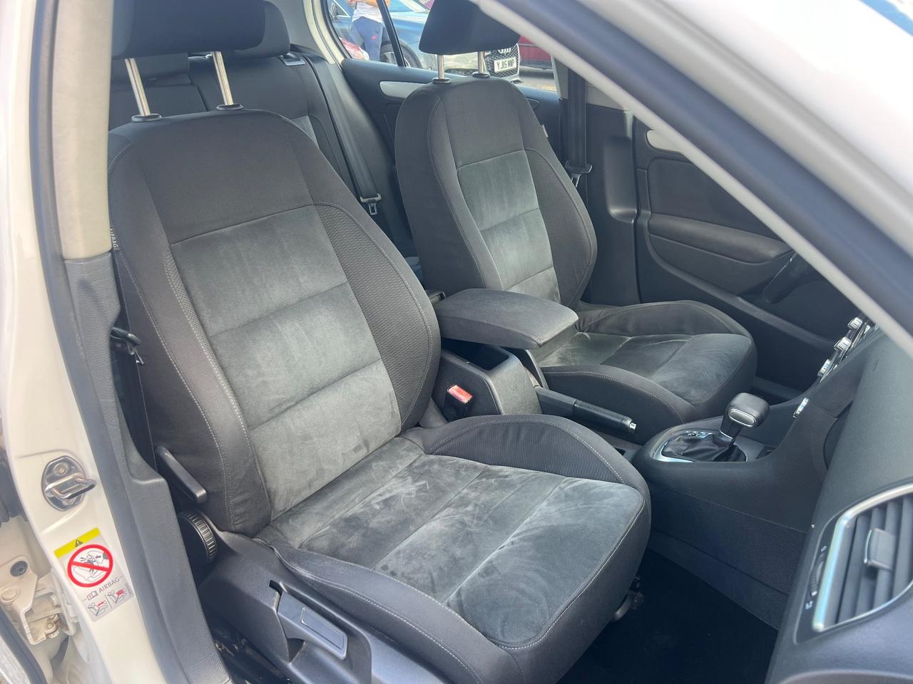 Volkswagen Golf 2.0 TDI DSG
