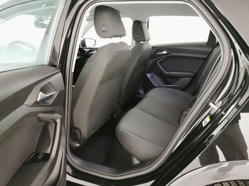 Audi A1 allstreet 30 1.0 tfsi Identity Contrast 110cv s tronic