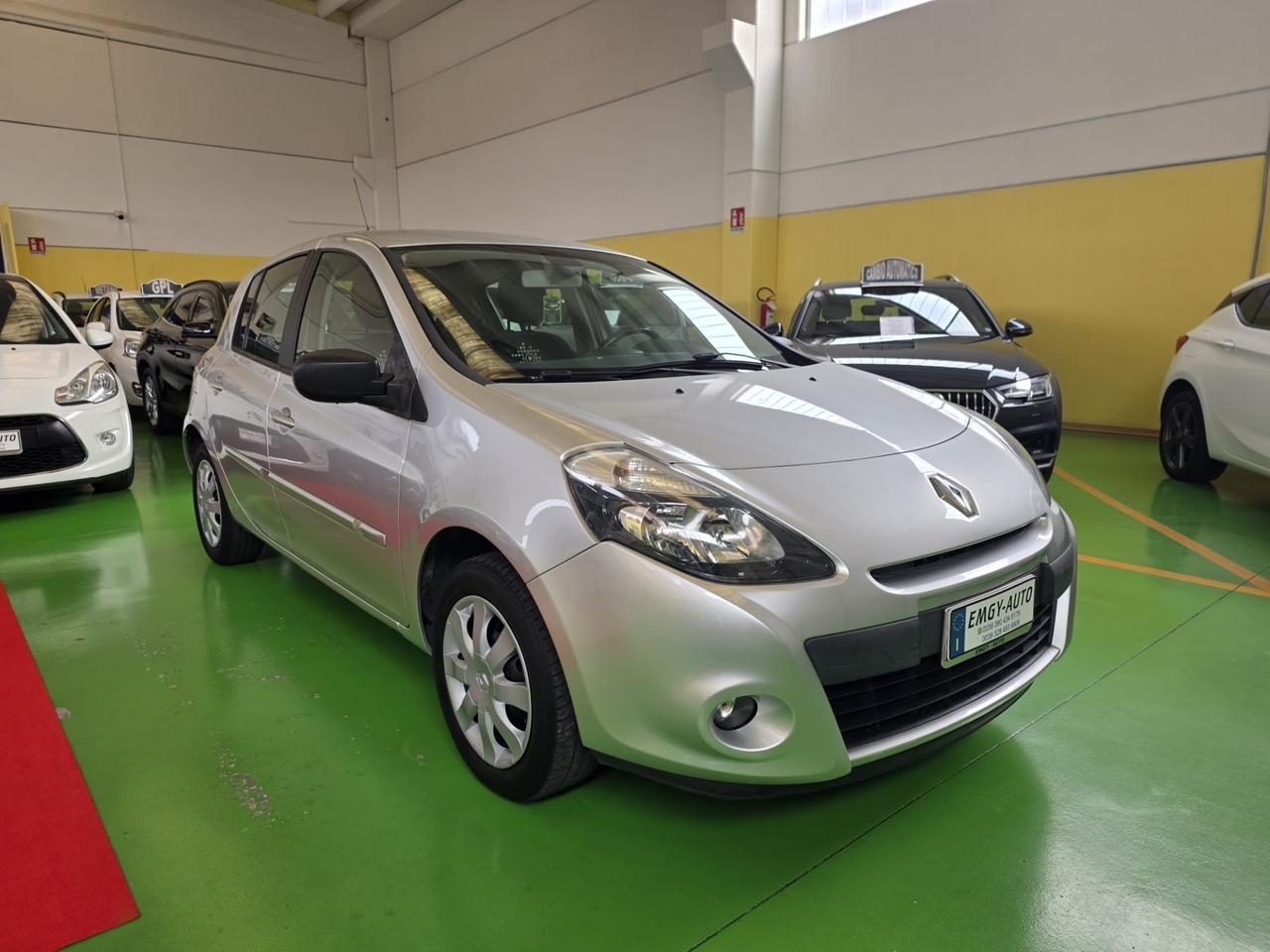 Renault Nuova Clio 1.2 16V 5 porte Live! Euro 5