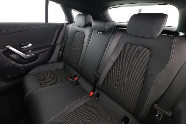 Mercedes CLA Shooting Brake 180 Sport auto