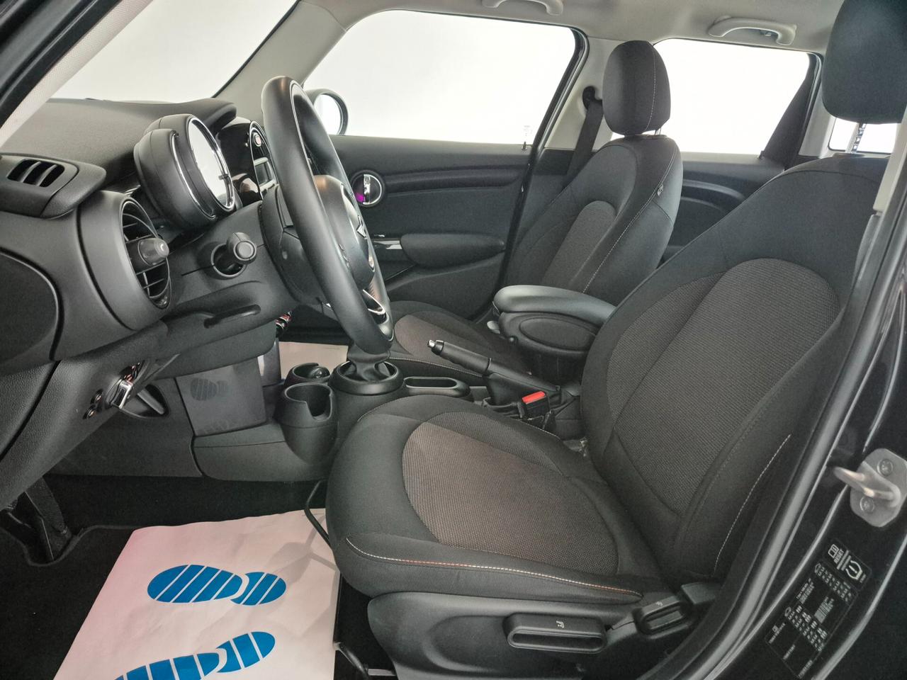 Mini 1.5 Cooper D Business XL 5 porte