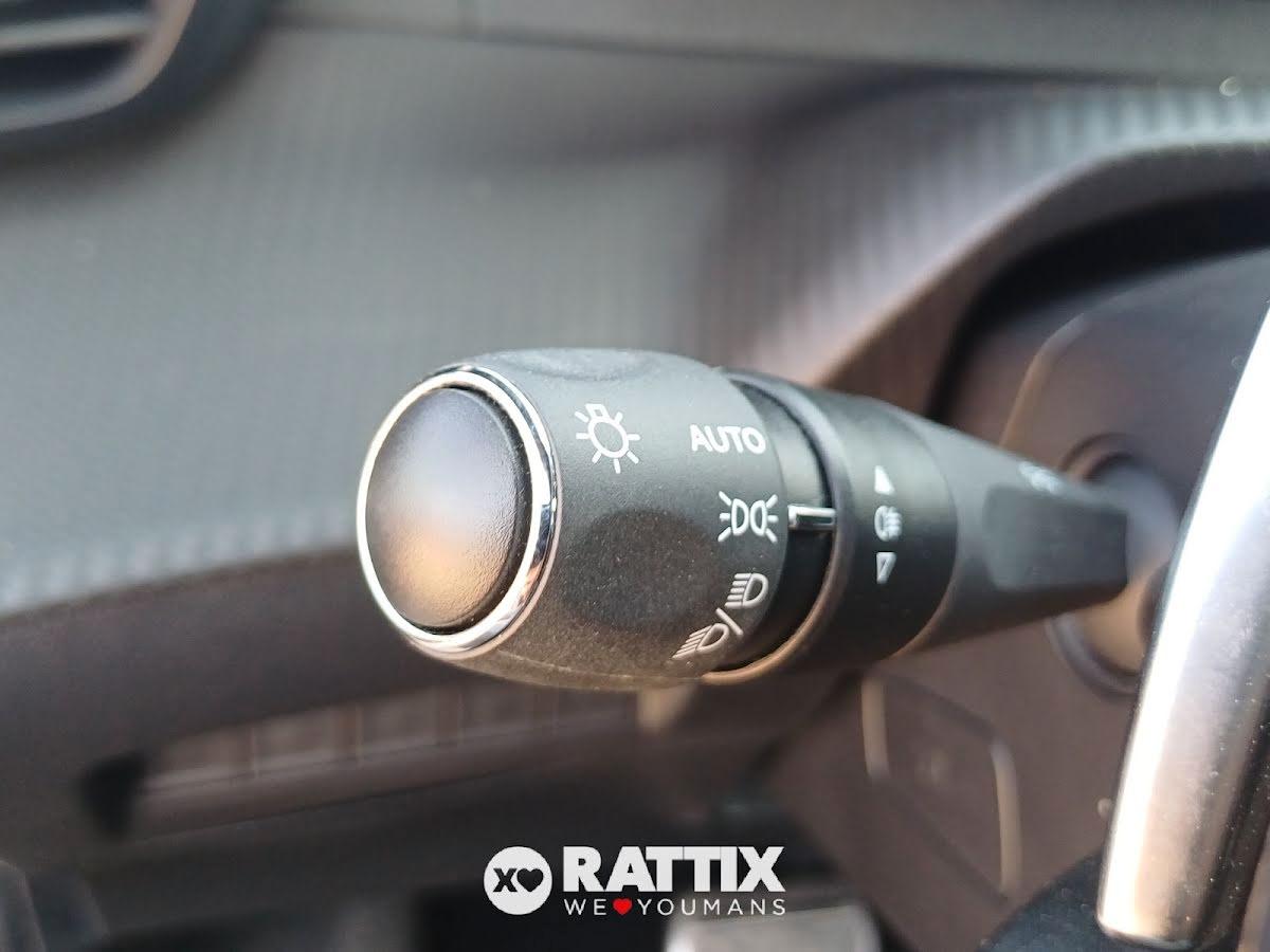 Peugeot 208 1.2 Hybrid 136CV GT e-DCS6