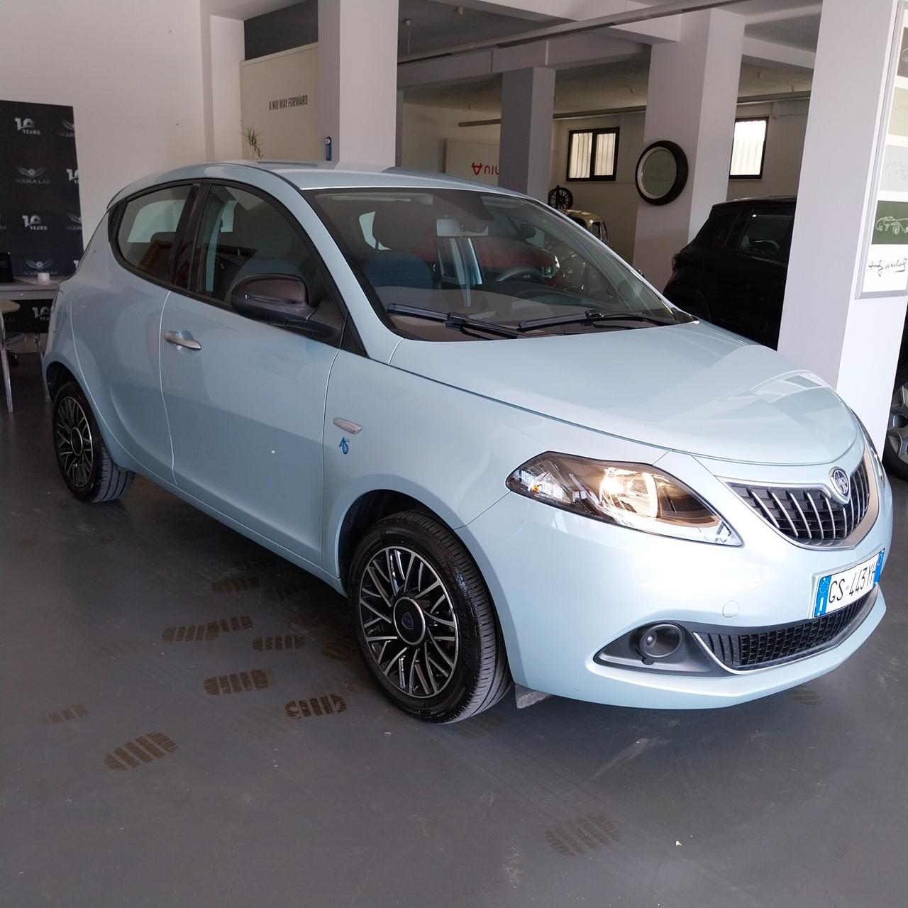 Lancia Ypsilon 1.0 FireFly 5 porte S&S Hybrid Platino