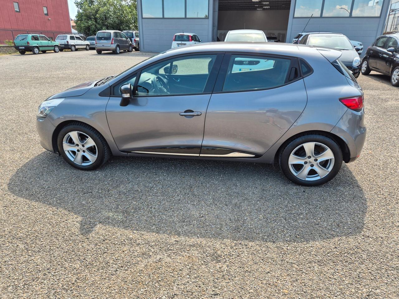 Renault Clio 1.2 75CV 5 porte Wave
