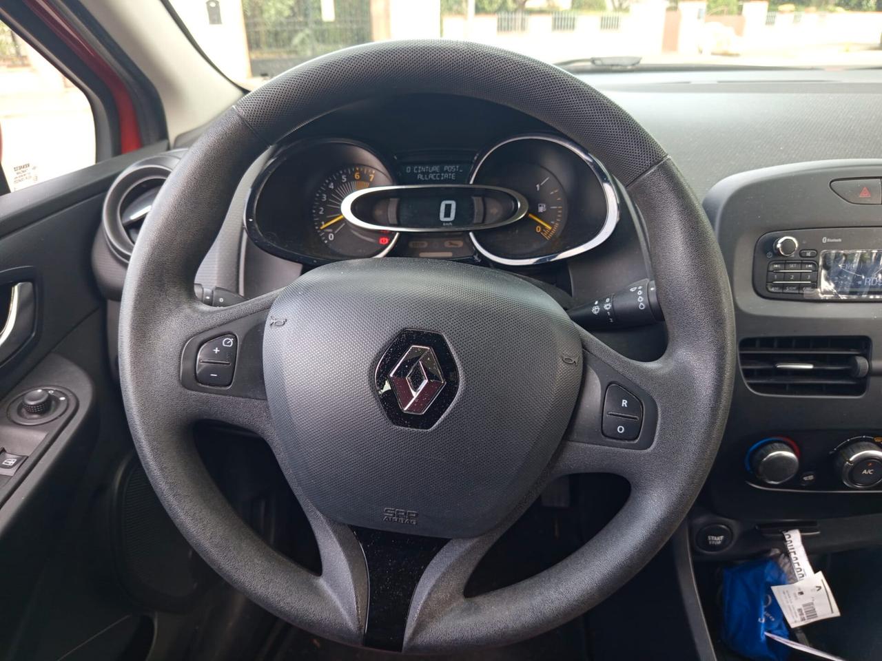 Renault Clio 1.2 75CV GPL 5 porte Costume National