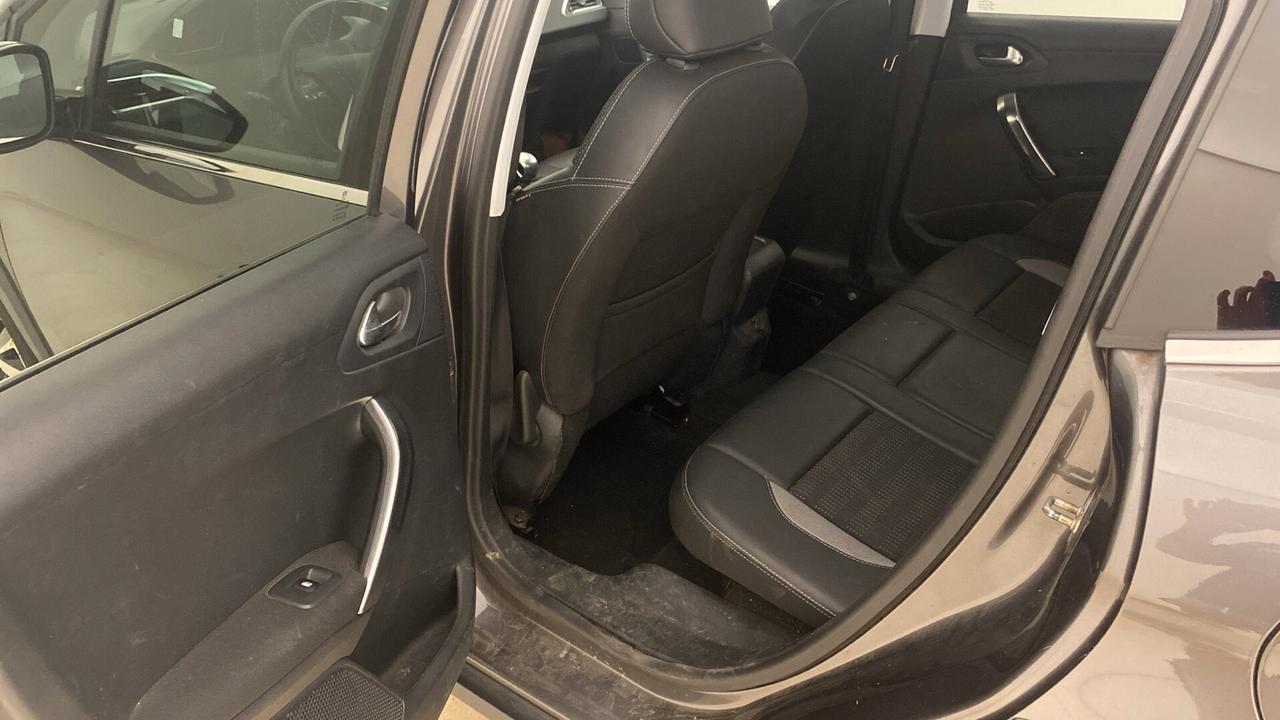 Peugeot 2008 1.6 BlueHDi 120 ALLURE 2017