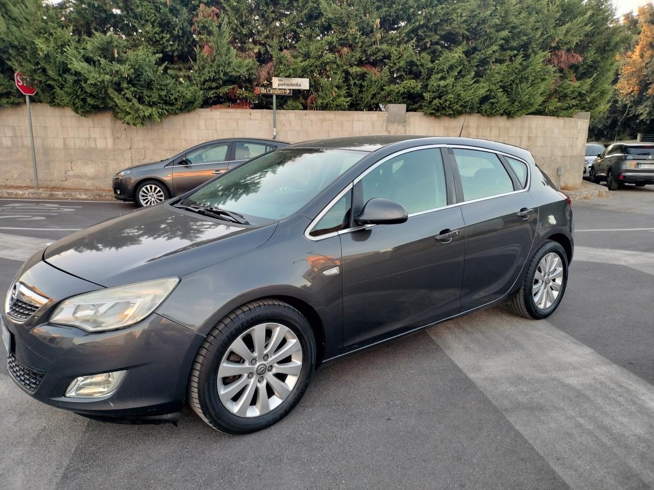 Opel Astra 1.7 CDTI 125CV 5 porte Cosmo