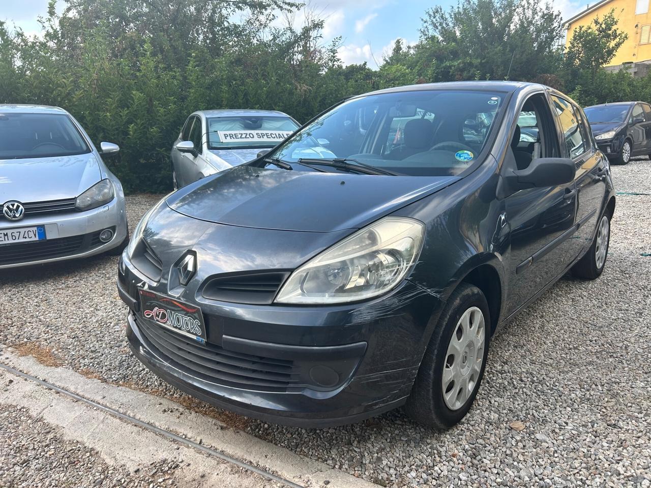 Renault Clio 1.2 16V 5 porte Le Iene