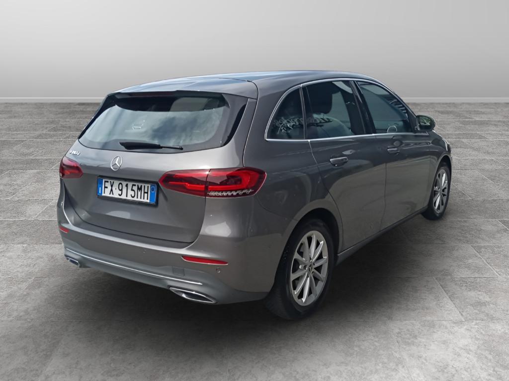 Mercedes-Benz Classe B - W247 2018 - B 180 d Sport Plus auto