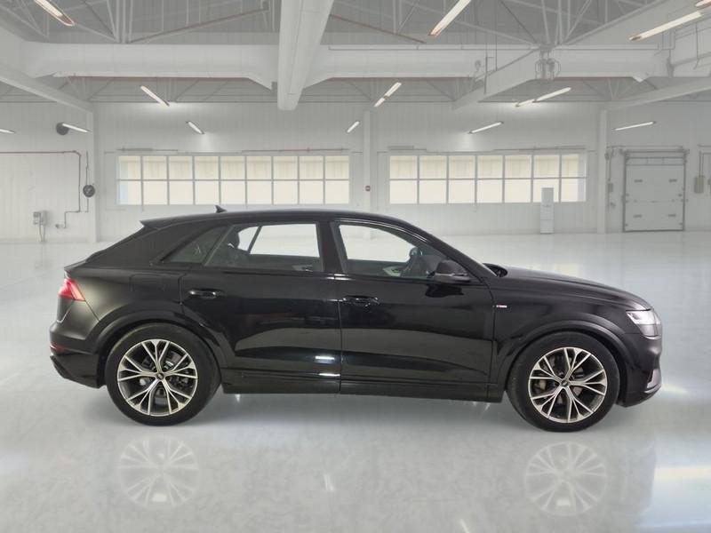 AUDI Q8 45 TDI MHEV 170kW quattro tiptronic Sport