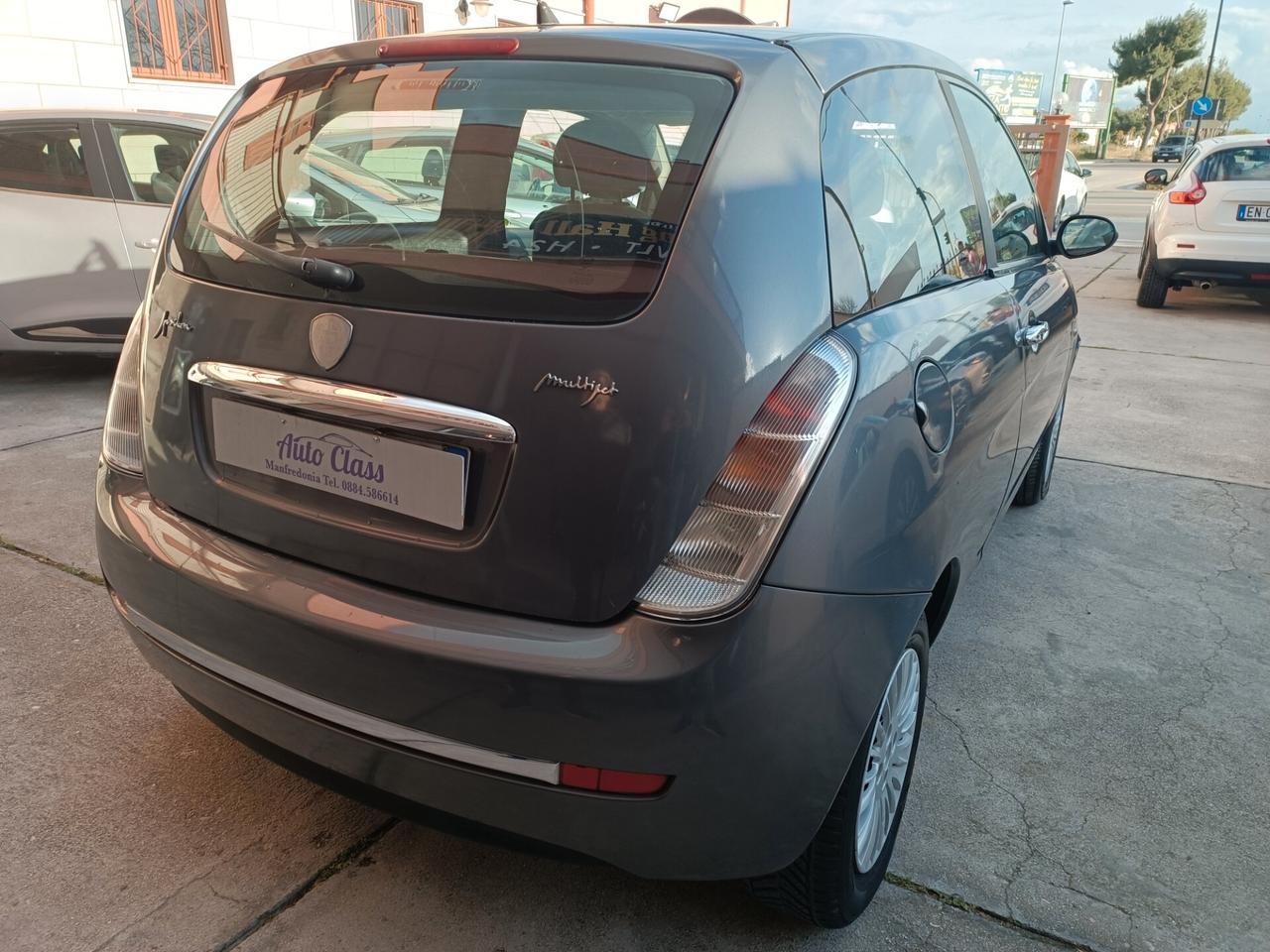 Lancia Ypsilon 1.3 Multijet 16V Argento