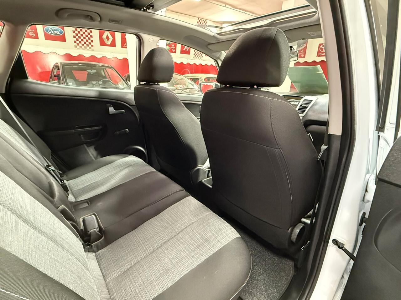 Kia Venga 1.4 90cv CVVT Cool - 2013
