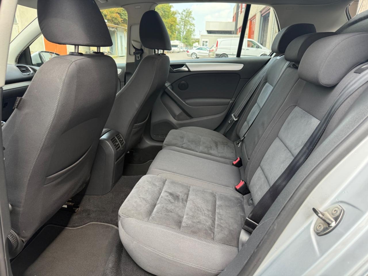 Volkswagen Golf 1.6 TDI DPF 5p. Highline