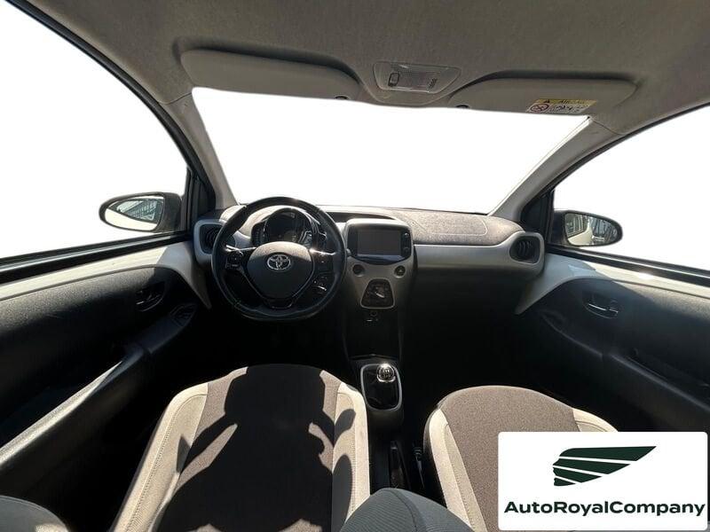 Toyota Aygo 1.0 VVT-i x-play