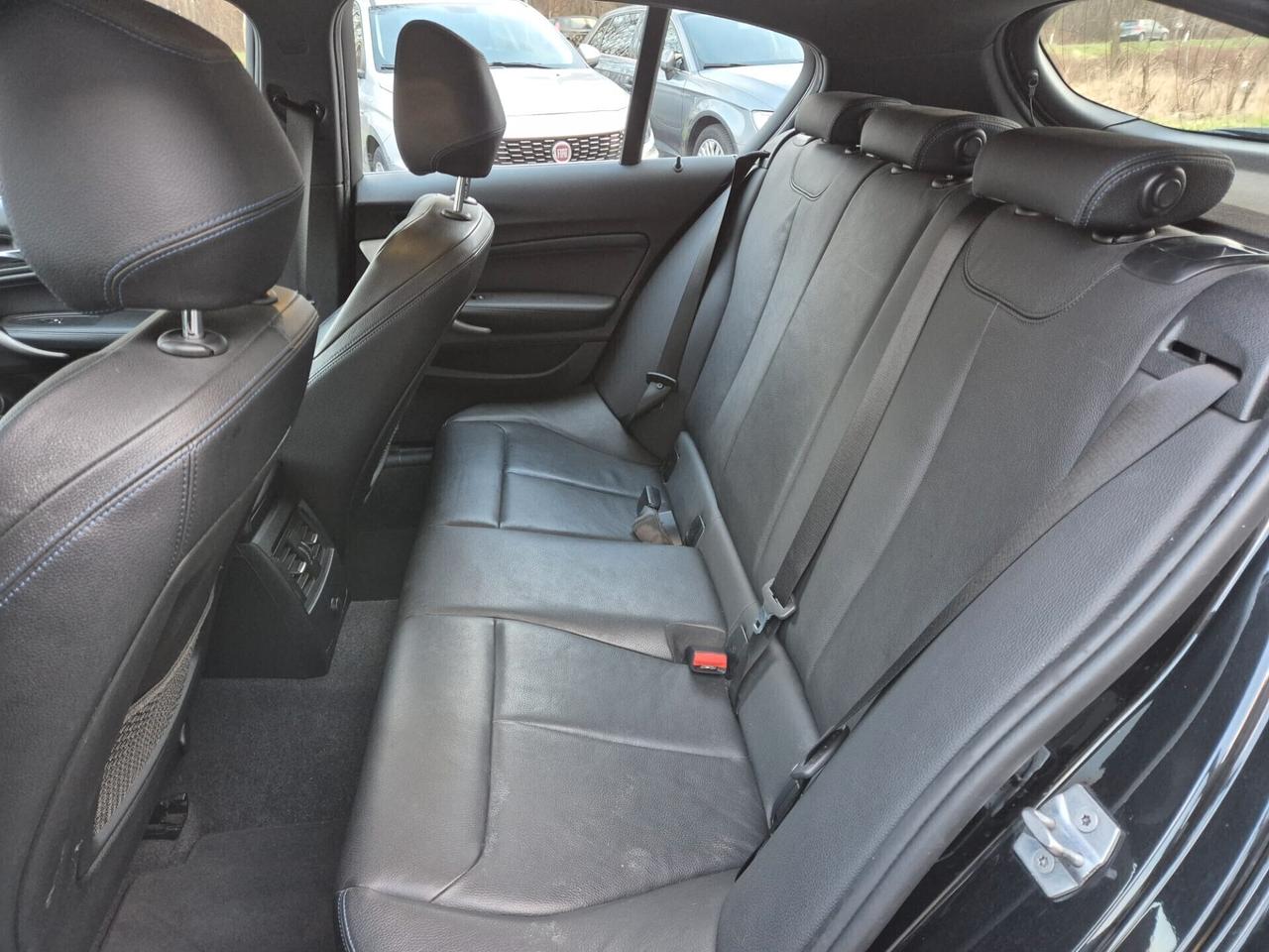Bmw 118 118d 5p. Msport