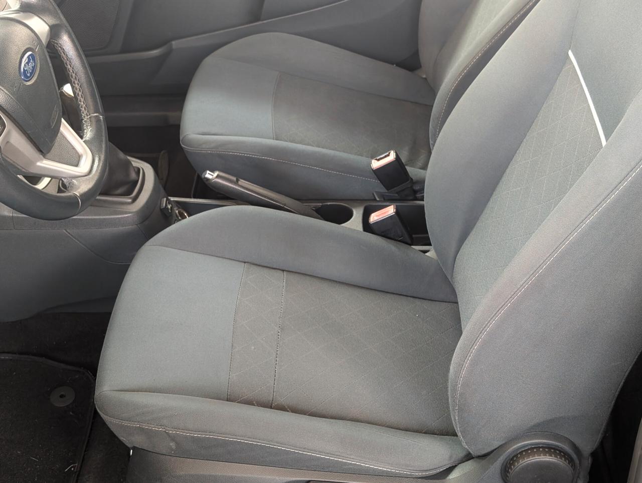 Ford Fiesta 1.2 GPL Titanium Bs.