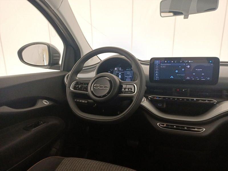 FIAT 500e 42 kWh Icon +