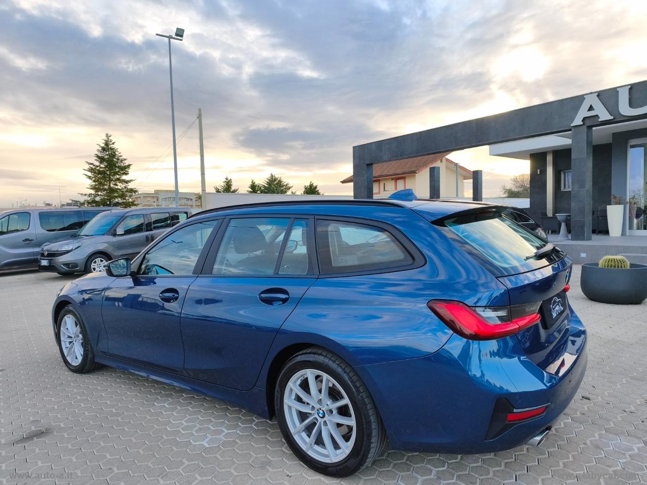 BMW 318d 48V Touring Business Advantage