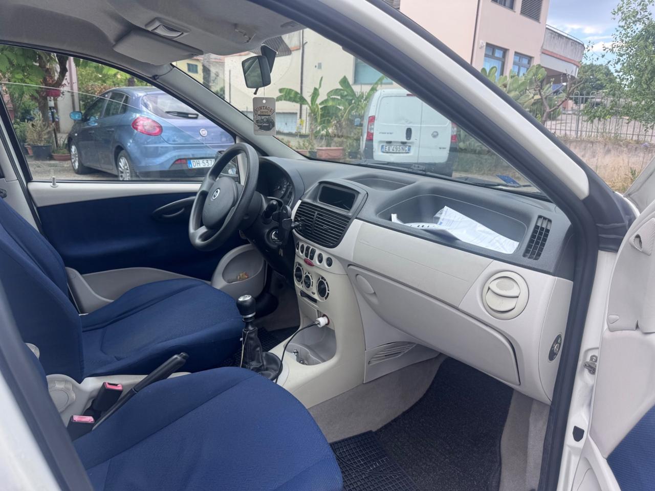 Fiat Punto 1.2i cat 5 porte Verve GPL