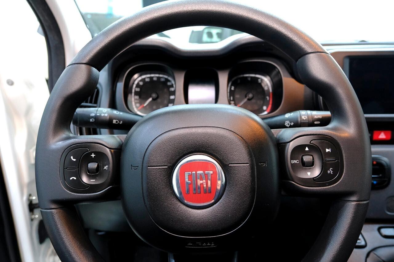 Fiat Panda Cross HYBRID 70cv CAR PLAY