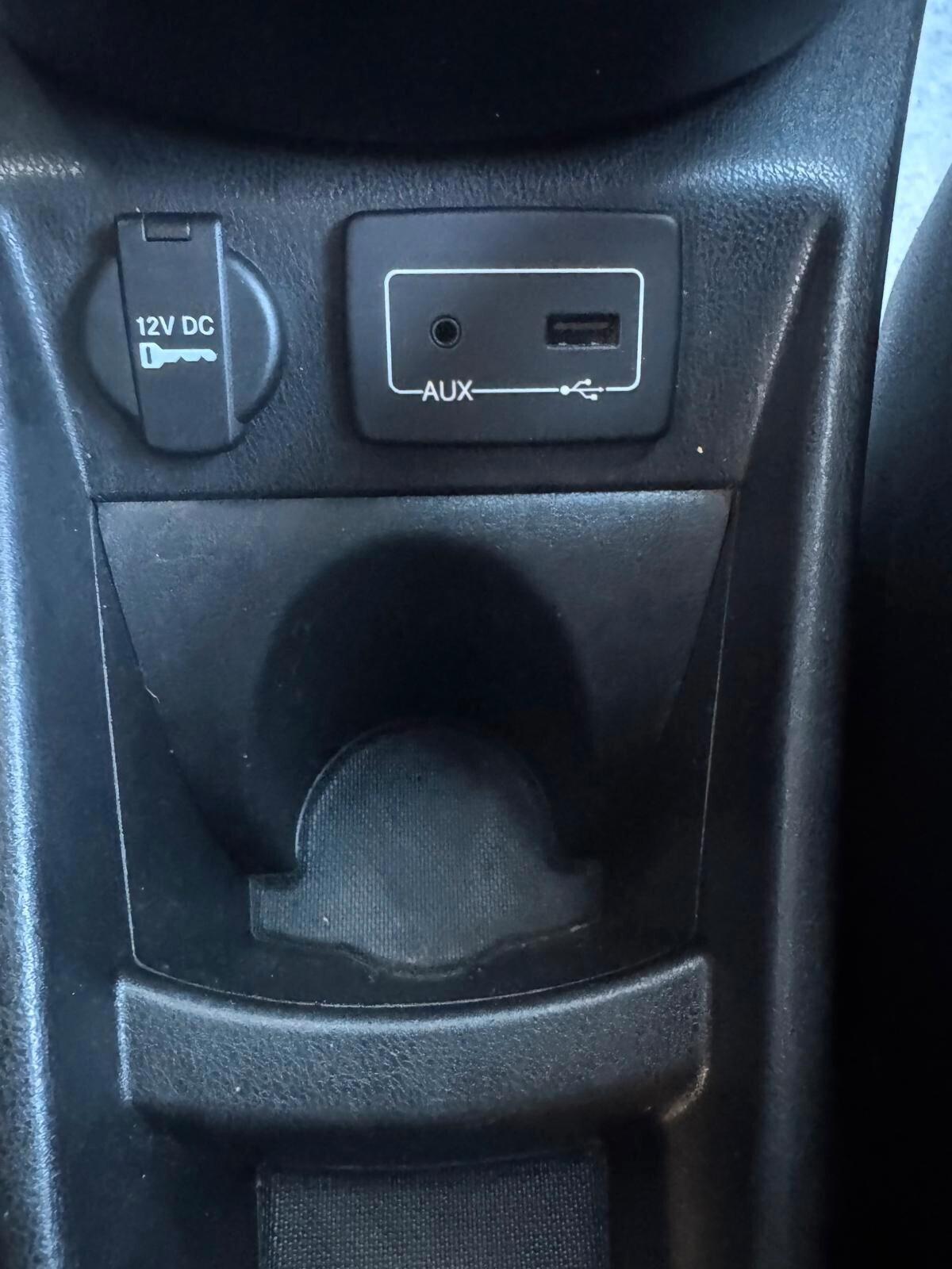 Lancia Ypsilon 1.2 69 CV 5 porte Silver