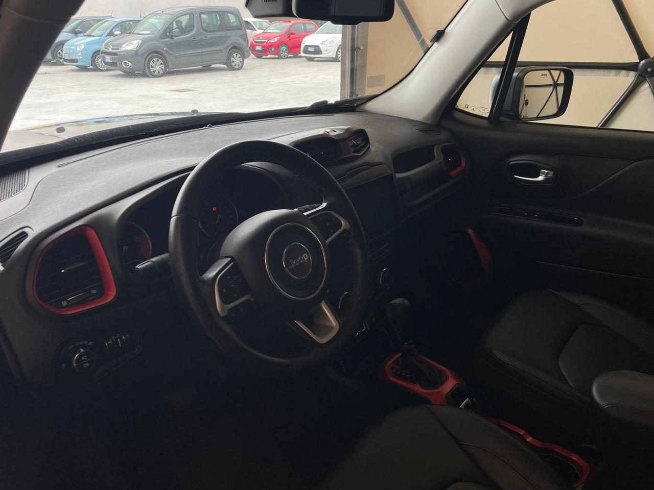 Jeep Renegade 2.0 Mjt 170CV 4WD Active Drive Low Trailhawk
