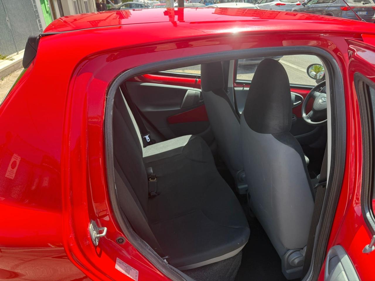 Toyota Aygo 1.0 12V VVT-i 5 porte