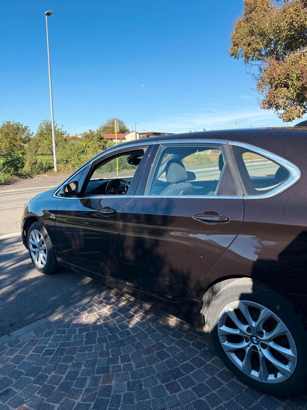 Bmw 218 Active Tourer Luxury auto