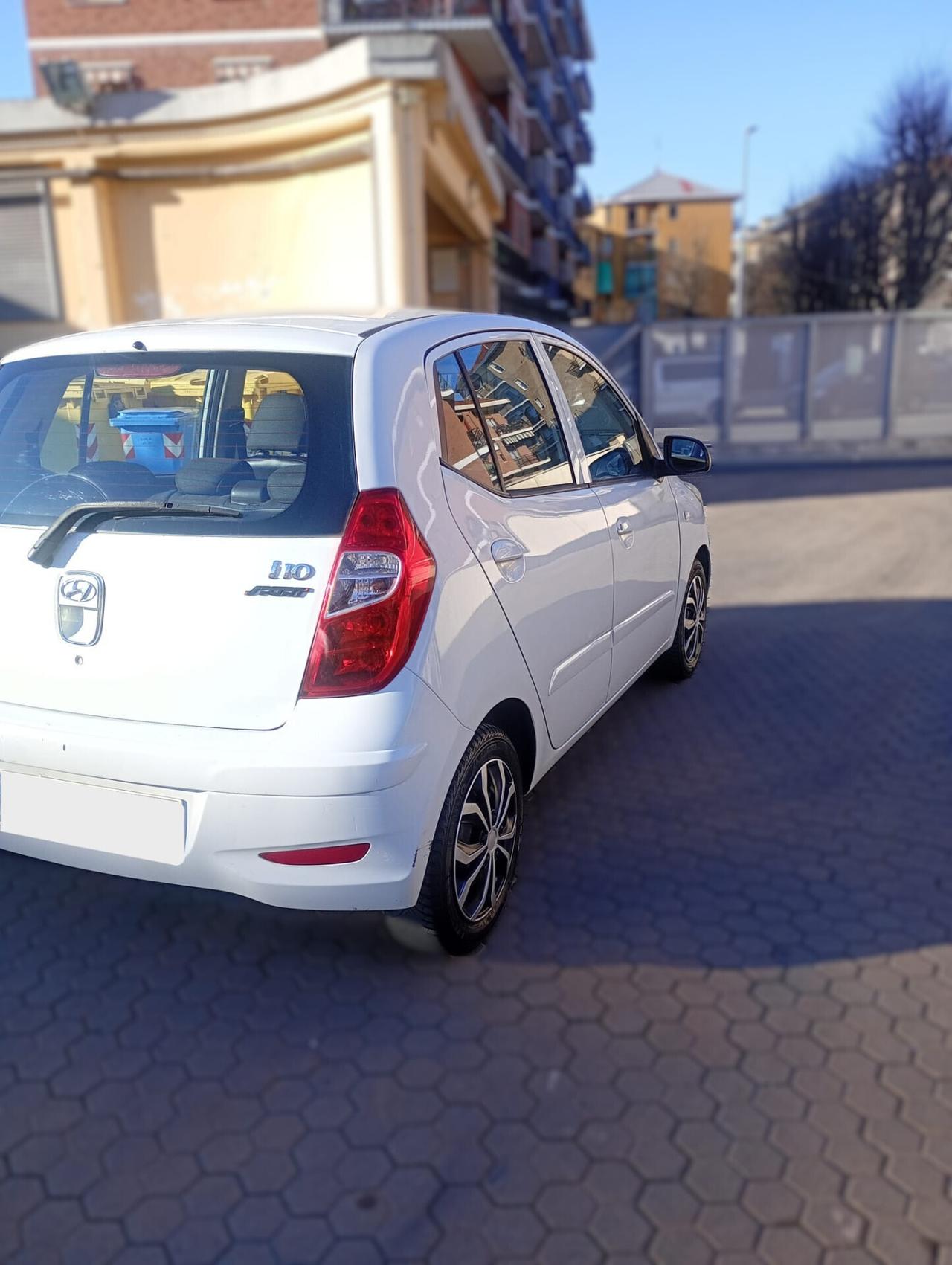 Hyundai i10 1.1 12V Fiorucci Soft Top