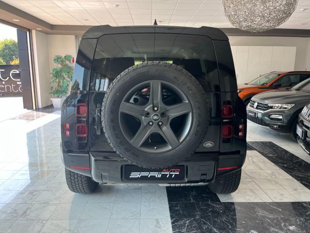 LAND ROVER Defender 110 3.0D I6 200CV AWD AUTO S TOTAL BLACK