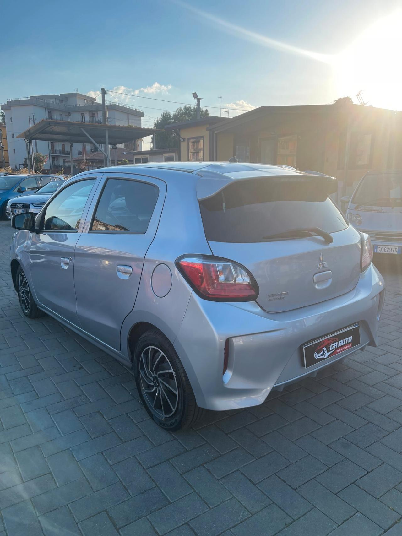 Mitsubishi Space Star 1.2 Intense SDA