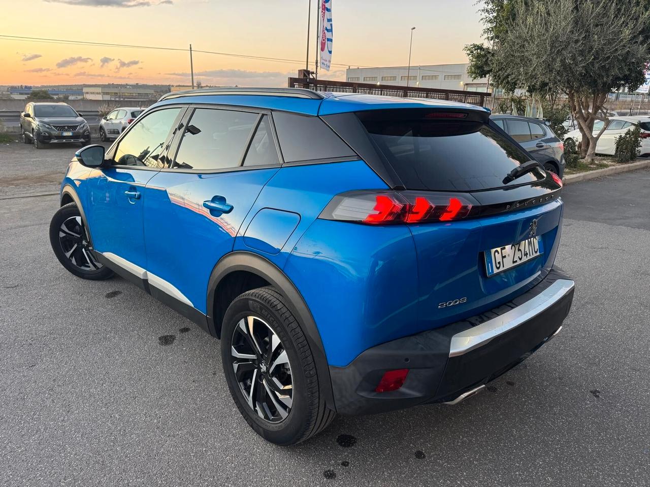 Peugeot 2008 PureTech 130 S&S Allure Pack