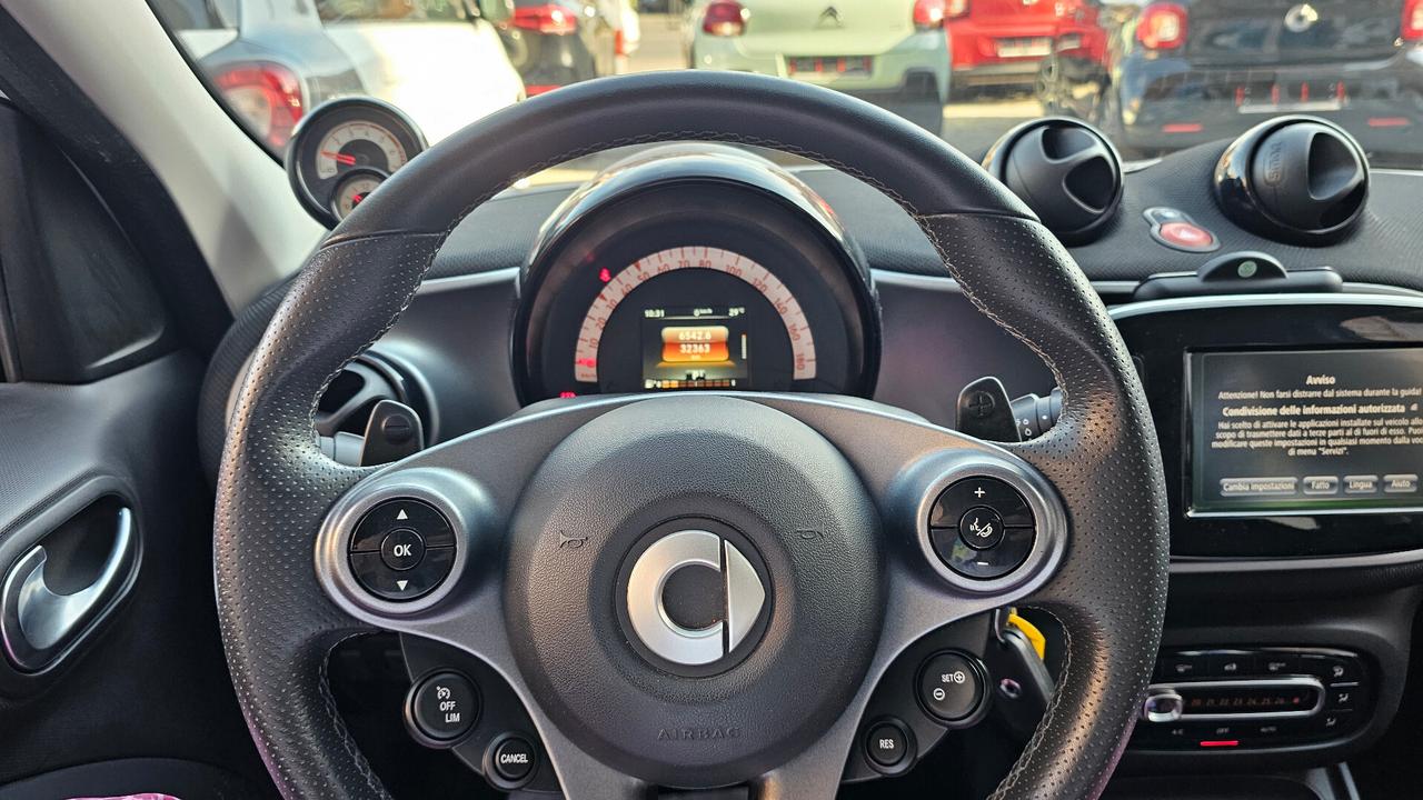 Smart Forfour 70 1.0 twinamic Passion PACK SPORT NAV ANDROID CARVERTICAL OK