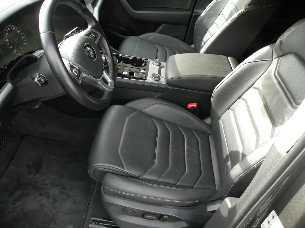 Volkswagen Touareg 3.0 V6 TDI SCR Advanced