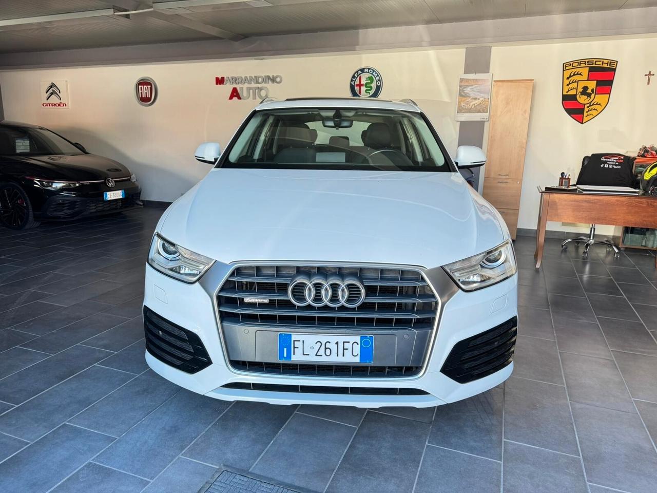 Audi Q3 2.0 TDI 150 CV Quattro S tronic S-line Edition Unico Pro. Tetto Apribile