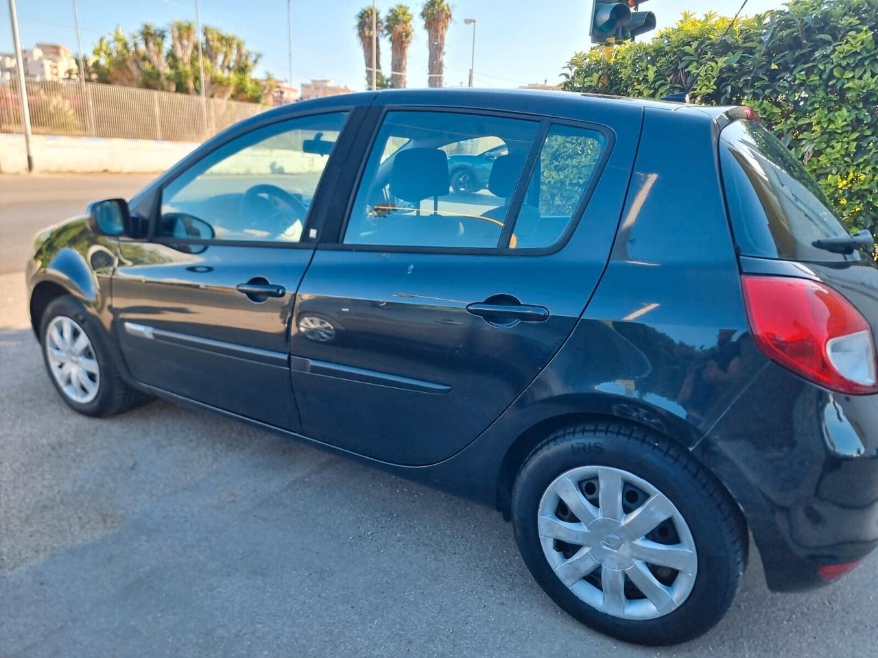 Renault Clio 1.2 16V 5 porte GPL Dynamique