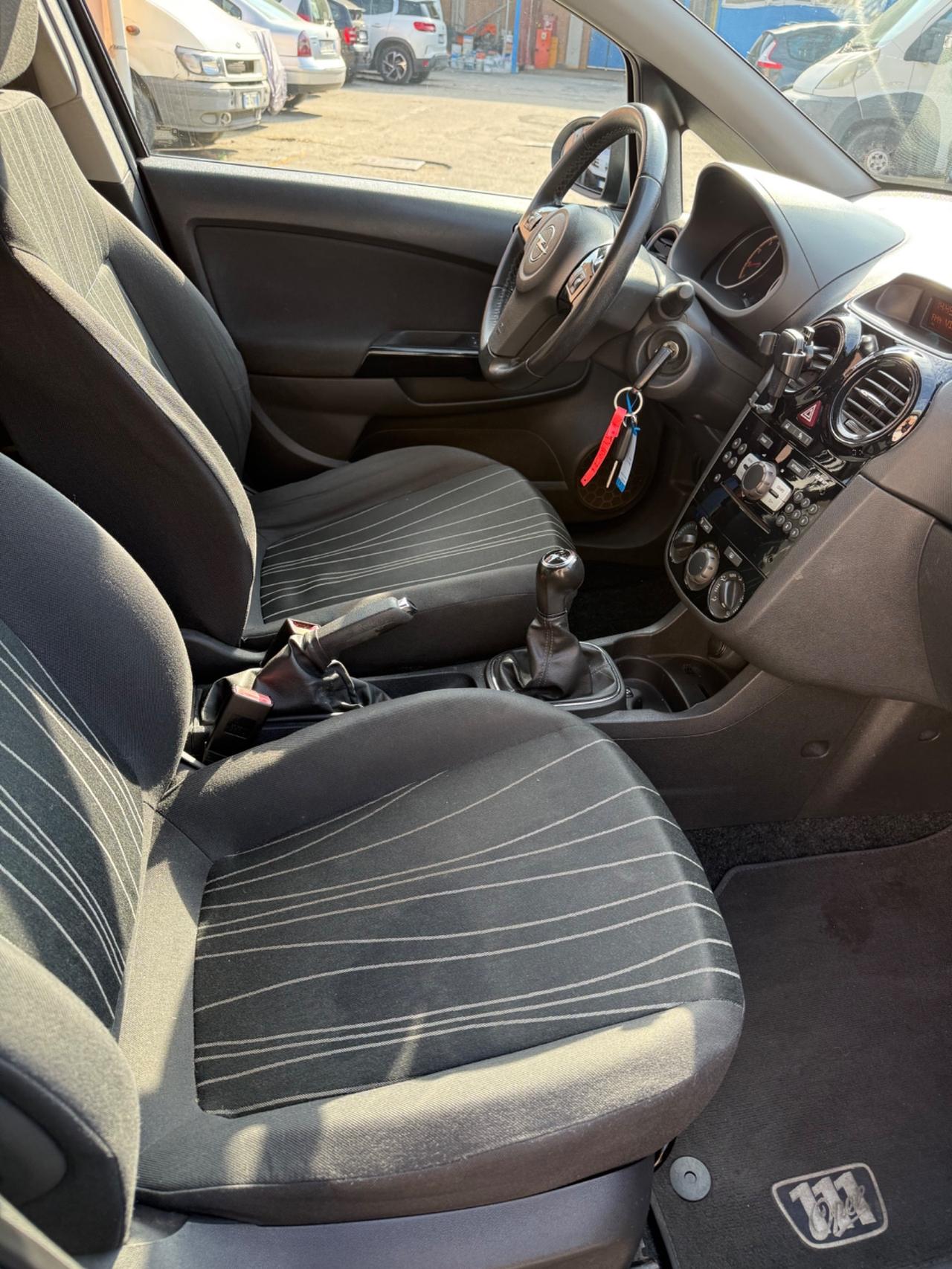 Opel Corsa 1.2 5 porte Edition