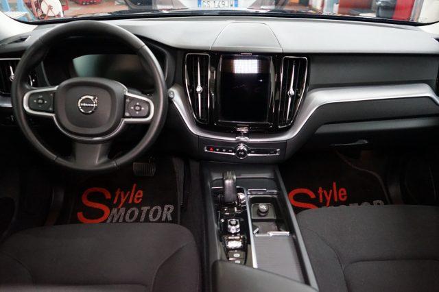 VOLVO XC60 B4 (d) AWD Geartronic Business