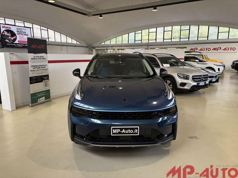 Lynk & Co 01 01 PHEV