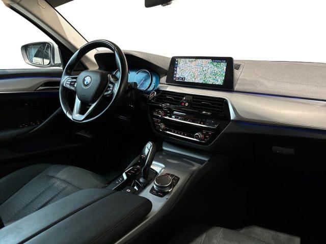 BMW 530 d xDrive 249CV Touring Business