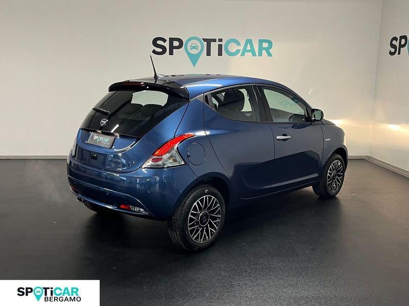 Lancia Ypsilon 1.0 FireFly 5 porte S&S Hybrid Platino - Km0