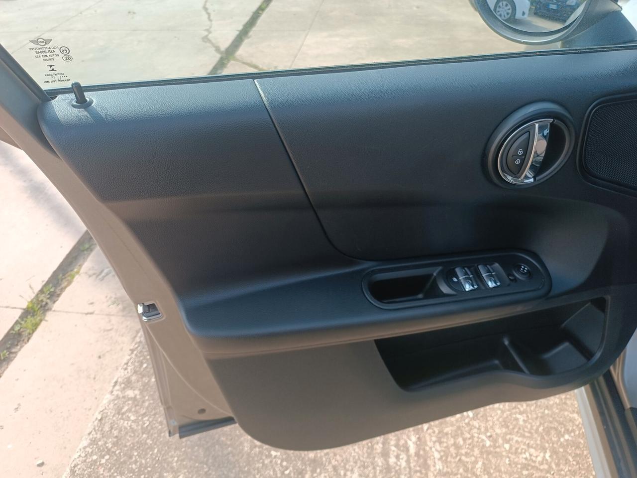 Mini Cooper D Countryman 2.0 SD Business ALL4