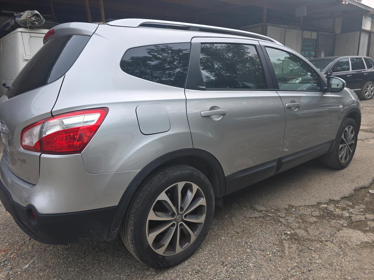 Nissan Qashqai+2 1.6 16V Tekna 7 POSTI BENZINA TETTO PANORAMICO