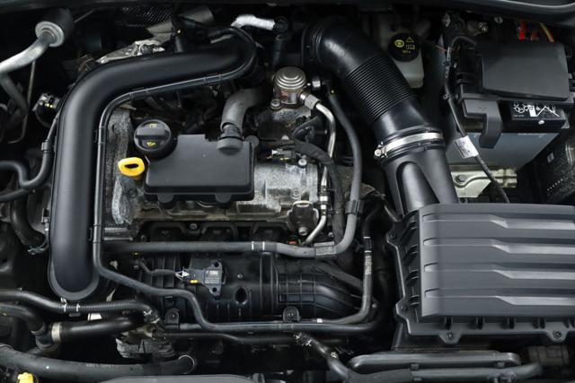 VOLKSWAGEN Taigo 1.0 TSI 115 CV R-Line