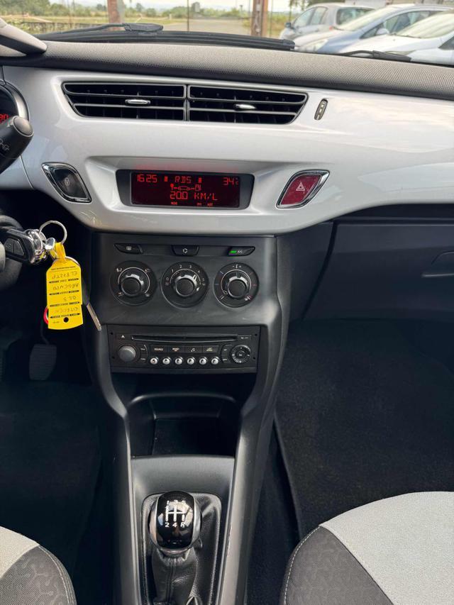 DS AUTOMOBILES DS 3 1.4 HDi 70 Just Black