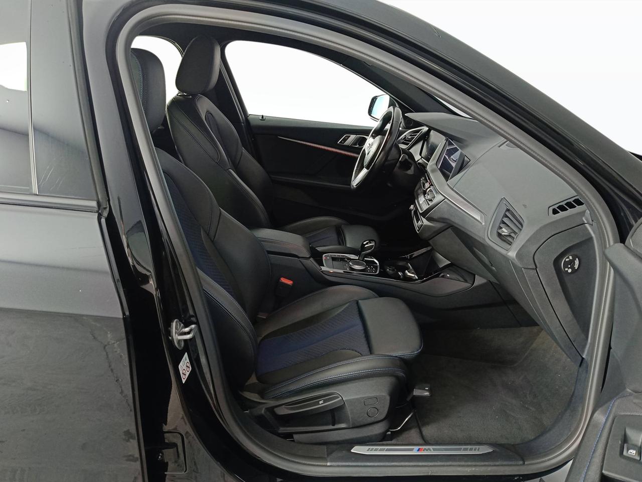 BMW Serie 1 F40 - 116d Msport auto