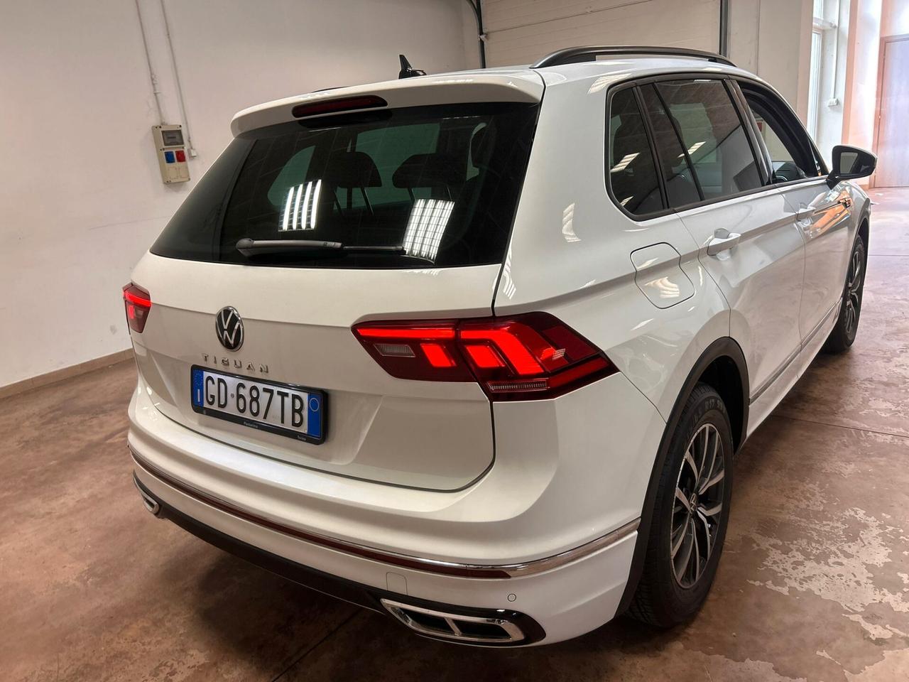 Volkswagen Tiguan 2.0 TDI 150 CV SCR DSG R-Line