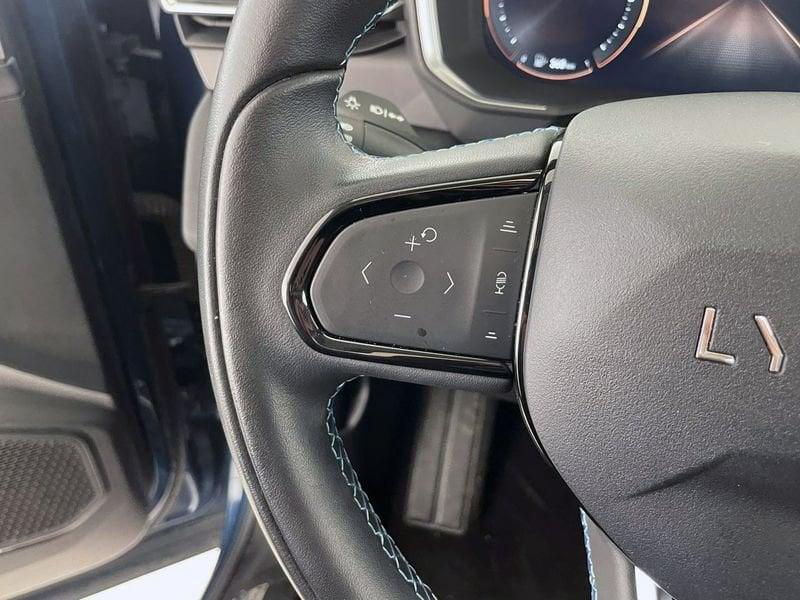 Lynk & Co 01 01 PHEV